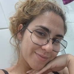 Foto de Lichya ao vivo na webcam