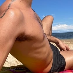 Foto de Lico Dotado ao vivo na webcam