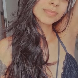 Foto de Lilly Alves ao vivo na webcam