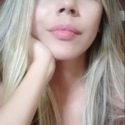 Foto de Lily Brito 0510 ao vivo na webcam