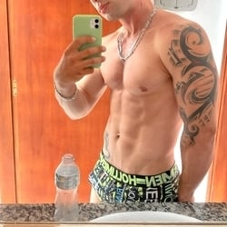 Foto de Lindinho 20 ao vivo na webcam