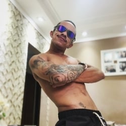 Foto de Lipee BR ao vivo na webcam