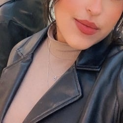Foto de Lis Bell - videos sexo ao vivo Sexo ao Vivo
