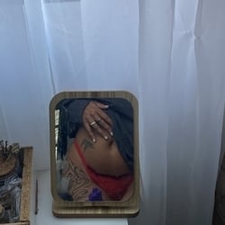 Foto de Vivianne Dss ao vivo na webcam