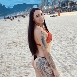 Foto de Lisinha Tatuada ao vivo na webcam