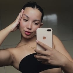 Foto de Lissa 01 ao vivo na webcam