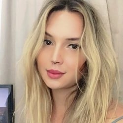 Foto de Little Baby Girl ao vivo na webcam