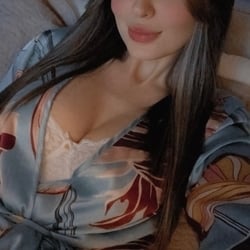 Foto de Livia Oliver ao vivo na webcam