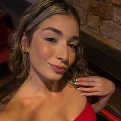 Foto de Liz Cristina ao vivo na webcam