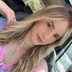 Foto de Liz Loirinha ao vivo na webcam