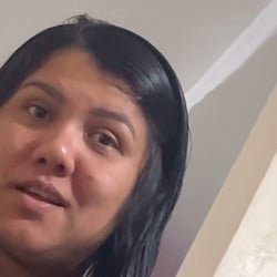 Foto de Liz Mel ao vivo na webcam