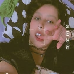 Foto de Lizzi Monroe ao vivo na webcam