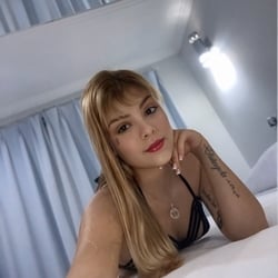 Foto de Lo Hot ao vivo na webcam