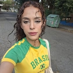 Foto de Loba Tatuada ao vivo na webcam