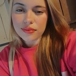 Foto de Loira 2808 - videos sexo ao vivo Sexo ao Vivo