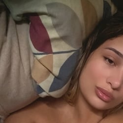 Foto de Loira Do Bundão ao vivo na webcam