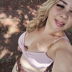 Foto de Loira Neve ao vivo na webcam