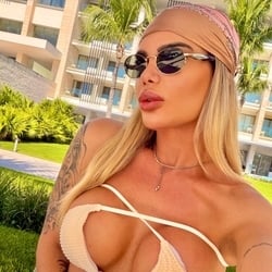 Foto de Loirinha quente ao vivo na webcam