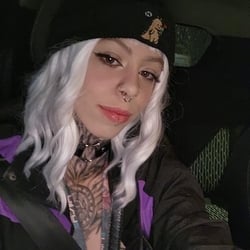 Foto de Loren Lins ao vivo na webcam