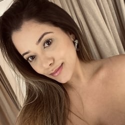 Foto de Lu 9999 - videos sexo ao vivo Sexo ao Vivo