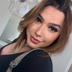 Foto de Lu Fox ao vivo na webcam