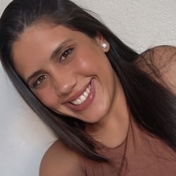 Foto de Luana 678 Lima ao vivo na webcam