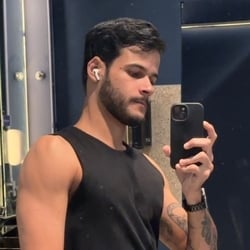 Foto de Lucas Cerq ao vivo na webcam