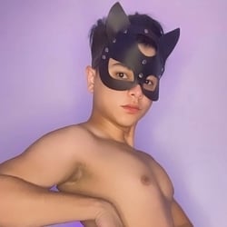 Foto de Lucas Luddo ao vivo na webcam