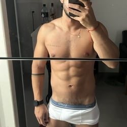 Foto de Lucas Selback ao vivo na webcam