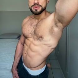 Foto de Lucca Ferrari ao vivo na webcam