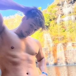 Foto de Lucca Prado ao vivo na webcam