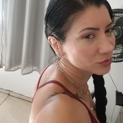 Foto de Luci 21 ao vivo na webcam