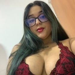 Foto de Lucy Gutierrez X ao vivo na webcam