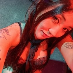 Foto de Ludo Blue ao vivo na webcam