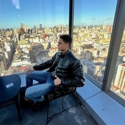 Foto de Luiz Gustavo ao vivo na webcam