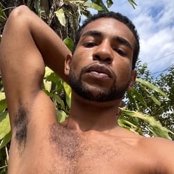 Foto de Lukinhas 20cm - videos sexo ao vivo Sexo ao Vivo