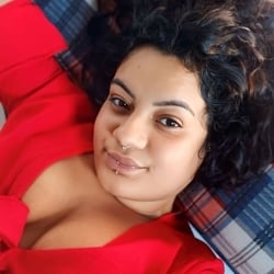 Foto de Luluninha ao vivo na webcam