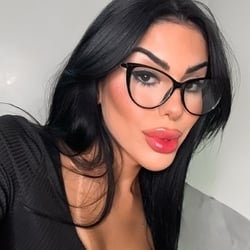 Foto de Luna Xavier ao vivo na webcam