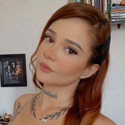 Foto de Lupita Salazar ao vivo na webcam