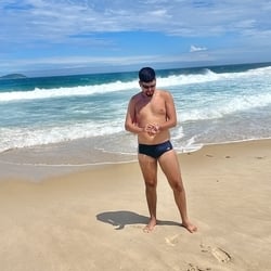 Foto de Macho Biroludo ao vivo na webcam
