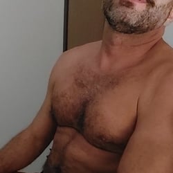 Foto de Macho Raiz ao vivo na webcam