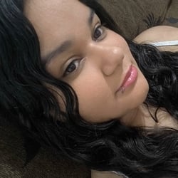 Foto de Maddu Costa ao vivo na webcam