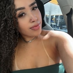 Foto de Maddy ao vivo na webcam