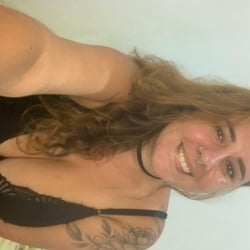 Foto de Madu Babe 25 ao vivo na webcam