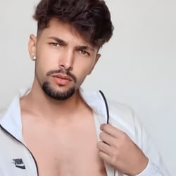 Foto de Magnata Real ao vivo na webcam