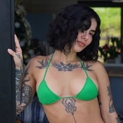 Foto de Mallylune ao vivo na webcam