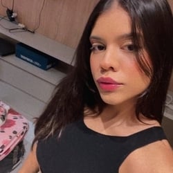 Foto de Malu Cavalcante ao vivo na webcam