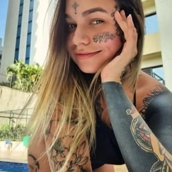 Foto de Mama Queen ao vivo na webcam