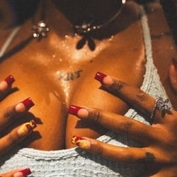 Foto de Mami 100 ao vivo na webcam