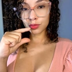 Foto de Mandy Becker ao vivo na webcam